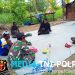 Babinsa Kimaam Jalin Keakraban dengan Warga Melalui Komsos di Kampung Teri