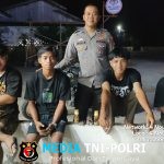 Patroli Malam Polsek Menjalin Himbau Remaja Yang Nongkrong Tidak Terlibat Dalam Kriminalitas