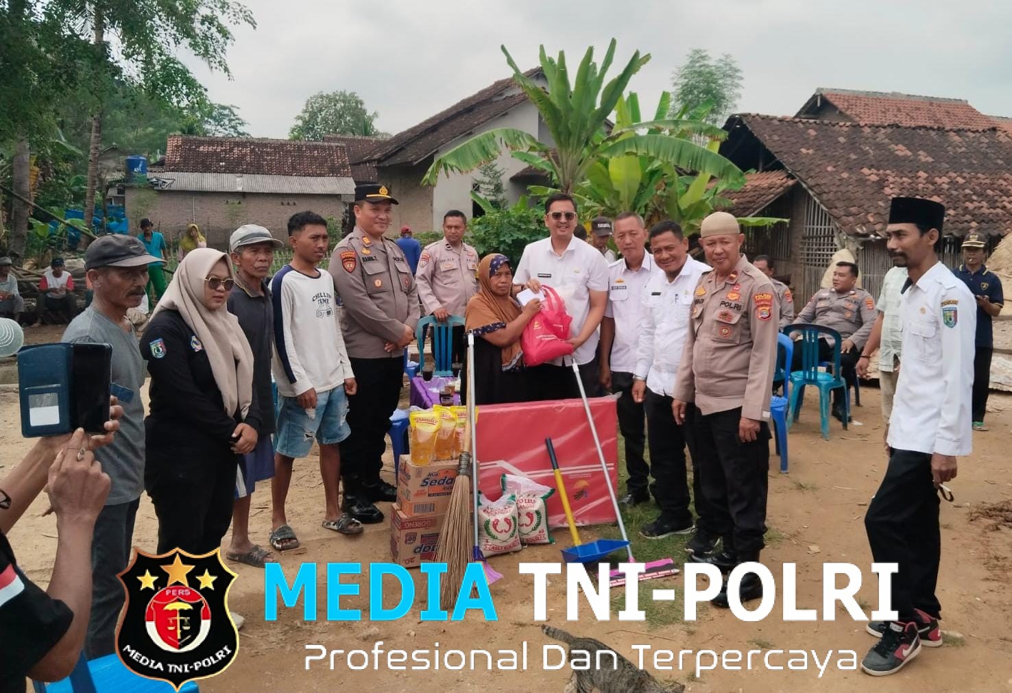 Tanpa Angin dan Hujan, Rumah Warga Margakaya Pringsewu Ambruk Kerugian Capai Belasan Juta