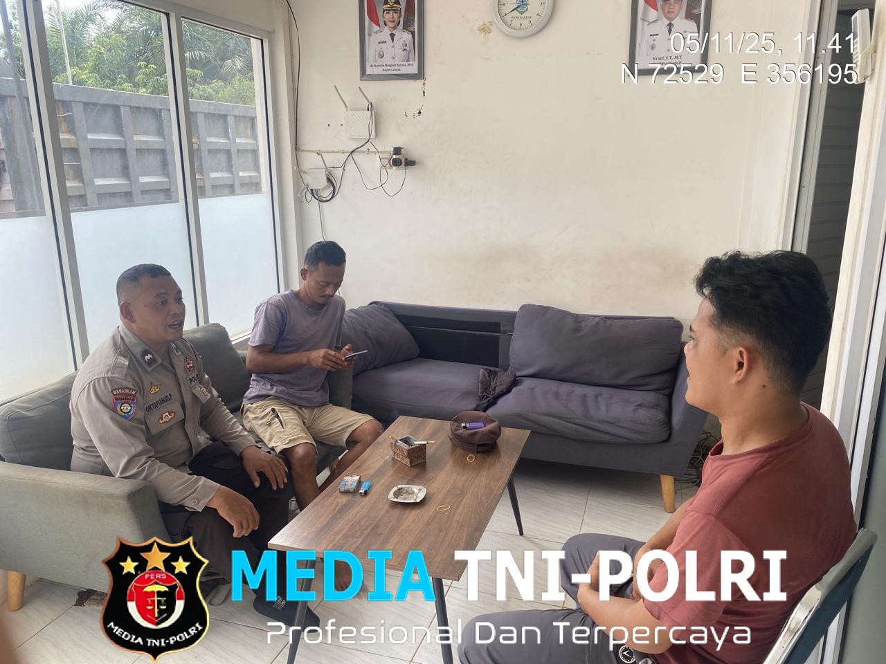 Tingkatkan Kepercayaan Publik, Polisi Sambangi Warga Saat Patroli Siang