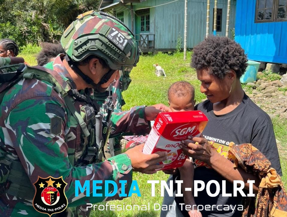 Pos Selal Satgas Yonif 751/VJS Gelar Bakti Sosial & Pengobatan di Kampung Beringin “Bersama TNI Bahagia, Mari Saling Berbagi”