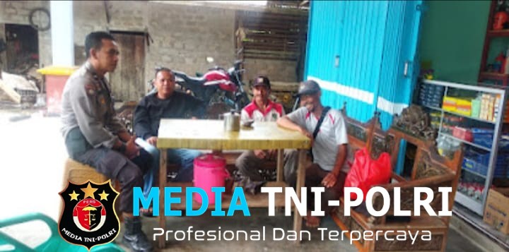 Warga Antusias! Kanit Binmas Sebangki Datangi Rumah ke Rumah Ajak Cegah Kriminalitas