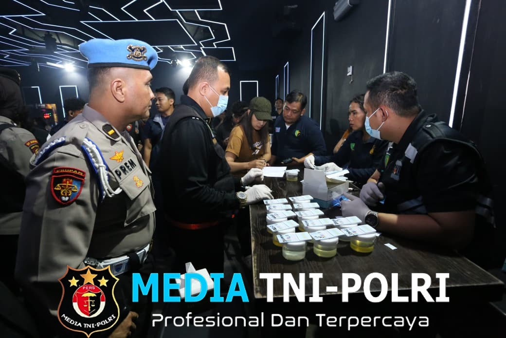 Polda Sumut Gelar Razia Gabungan di THM Helen’s Night Mart, Dua Pengunjung Positif Narkoba