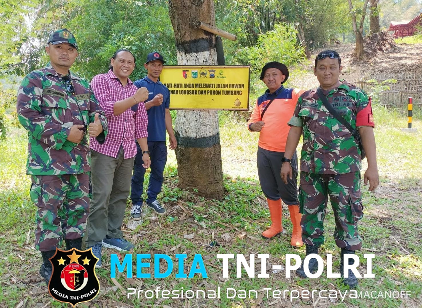 Antisipasi Bencana Alam Pasang Banner Himbauan Diwilayah Kecamatan Kasembon