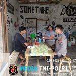 Melalui Patroli Dialogis Disiang Hari Personel Subsektor Sompak Sampaikan Pesan Kamtibmas