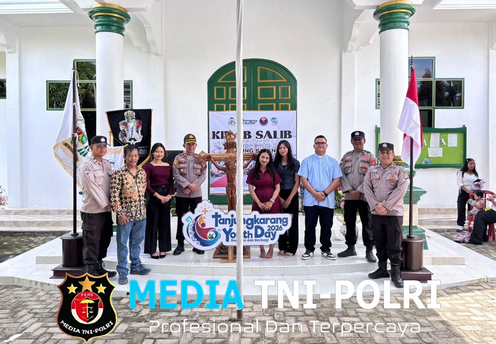 Kompi Siaga II Polres Mesuji, Melakukan Pengamanan Ibadah Umat Kristiani di Gereja