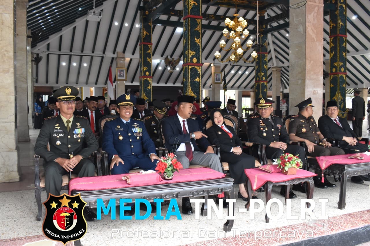Dandim 0818/Malang-Batu Hadiri Upacara Hari Pahlawan ke-80 Kobarkan Semangat Juang dan Persatuan Bangsa