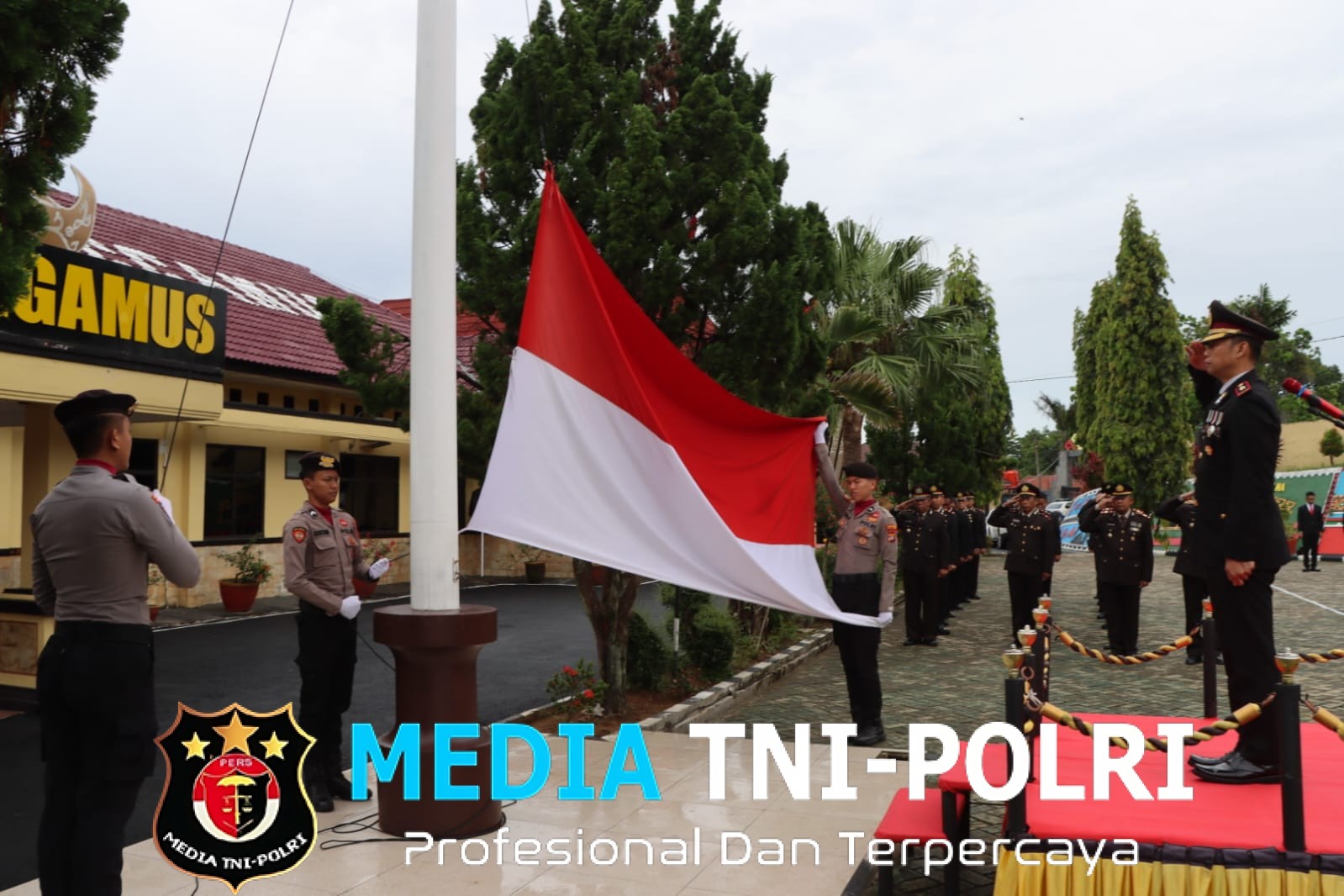 Polres Tanggamus Gelar Upacara Hari Pahlawan 2025, Waka Polres Terus Bergerak Melanjutkan Perjuangan