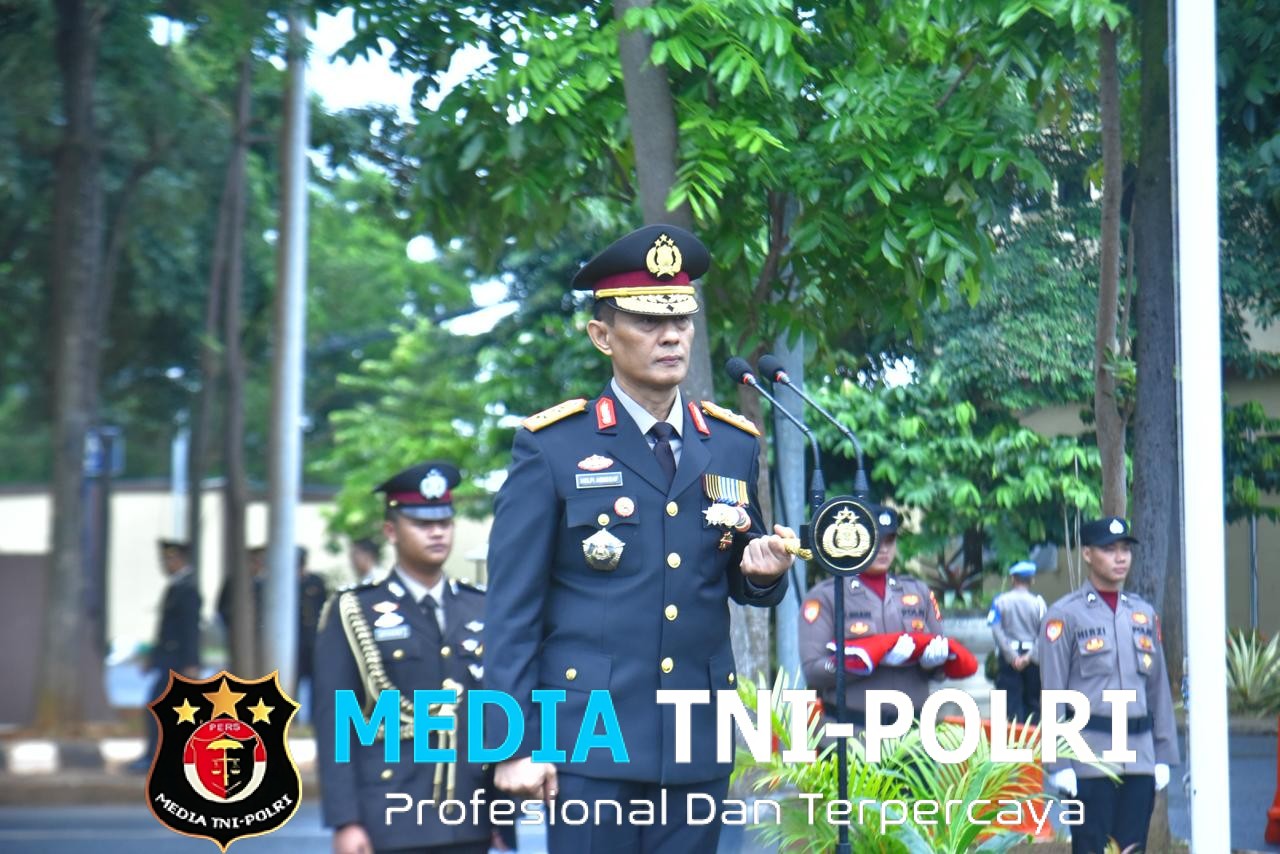 Polda Lampung laksanakan Upacara Peringati Hari Pahlawan, Terus Bergerak Lanjutkan Perjuangan