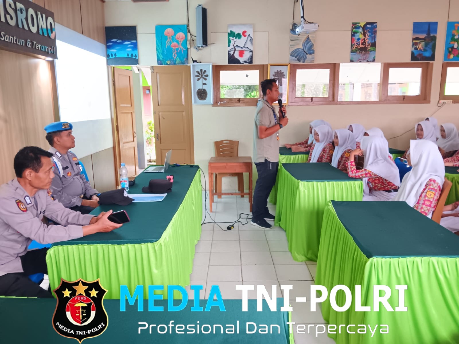 Polsek Jatisrono Gelar Sosialisasi Penerimaan Siswa Baru SMA Kemala Bhayangkari Bogor