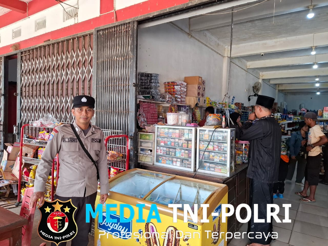 Polsek Kuala Behe Gelar Patroli Antisipasi Gangguan Kamtibmas di Tengah Masyarakat