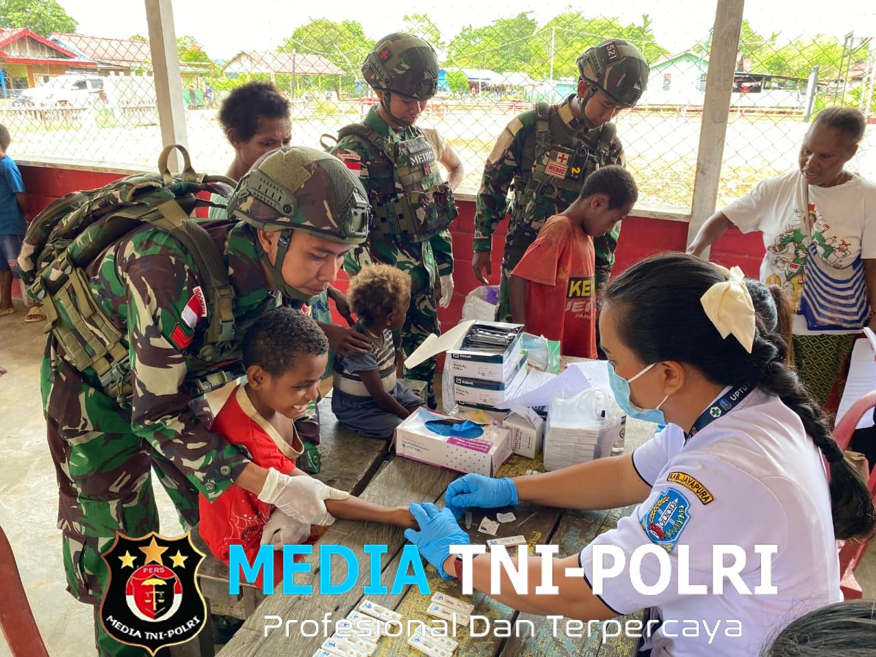 Sinergi Kesehatan Satgas Yonif 521/DY Pos Muaranawa dengan Puskesmas Distrik Airu Kabupaten Jayapura