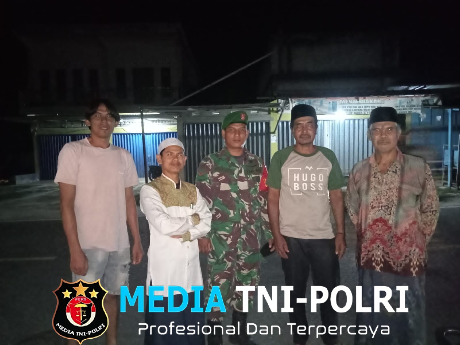 Komsos Malam Koramil 420-07/Sungai Manau, Perkuat Sinergi TNI dan Warga Dalam Ciptakan Lingkungan Aman