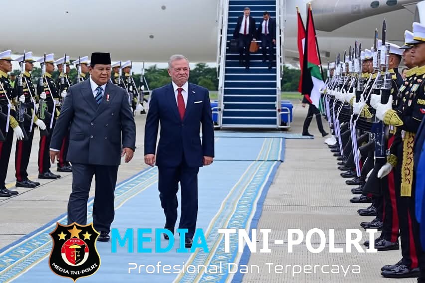Presiden Prabowo Sambut Langsung Ketibaan Raja Abdullah II ibn Al Hussein di Jakarta