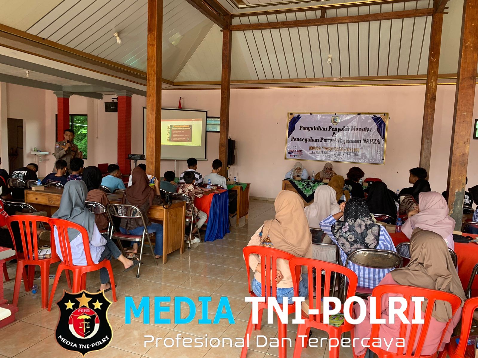 Polsek Jatisrono Gelar Penyuluhan Pencegahan Penyakit Menular dan Bahaya NAPZA untuk Remaja