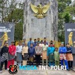 Hari Pahlawan Diperingati Khidmat di Makam Juang Mandor oleh Komunitas Melayu Berbudaya
