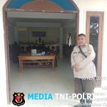 Pengamanan Ibadah Minggu Polsek Ngabang Laksanakan di Gereja GKBI EL SHADDAI Jalur 2 Untuk Ciptakan Situasi Aman