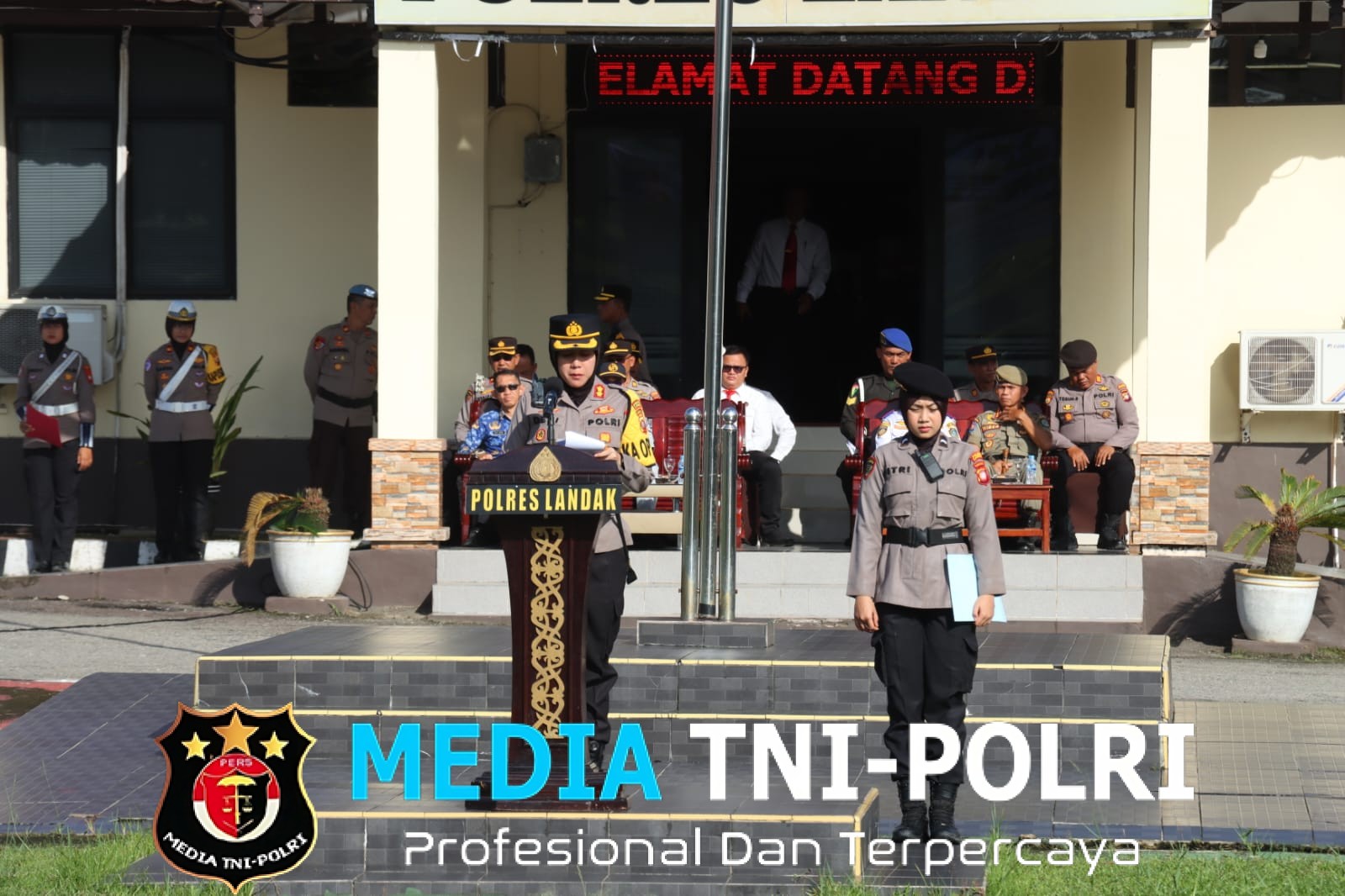14 Hari Penertiban Lalu Lintas Polres Landak Laksanakan Apel Gelar Pasukan Operasi Zebra Kapuas 2025