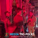 Respon Cepat! Pamapta 3 Polres Metro Jakbar Tangani Kebakaran di Jatipulo