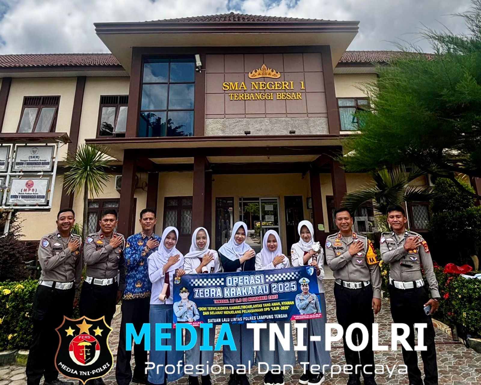 Ops Zebra Krakatau 2025, Polantas Sapa dan Edukasi Pelajar di Lampung Tengah