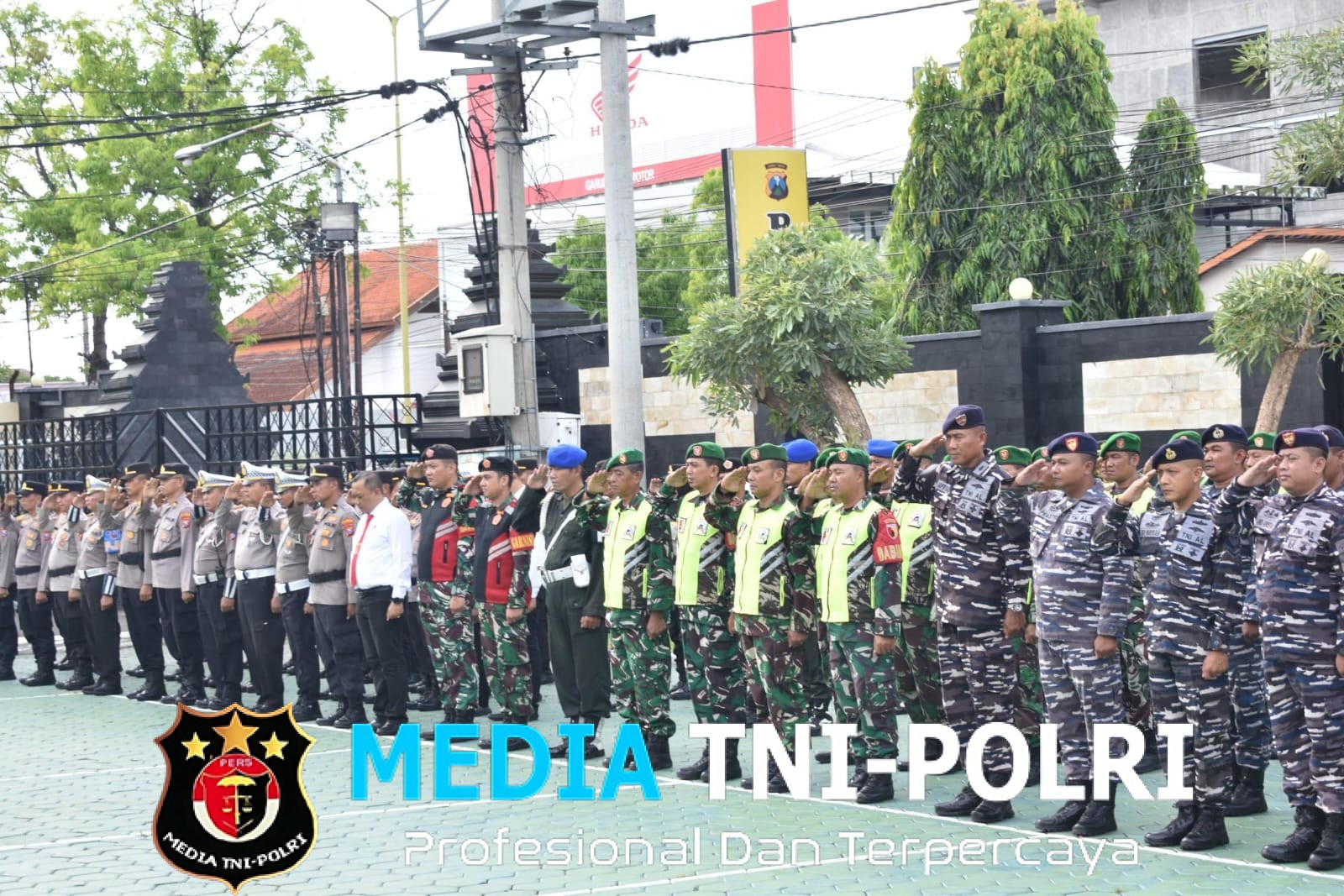 Anggota Kodim 0825/Banyuwangi Perkuat Barisan Operasi Zebra 2025 Ada Pesan Penting untuk Warga Banyuwangi