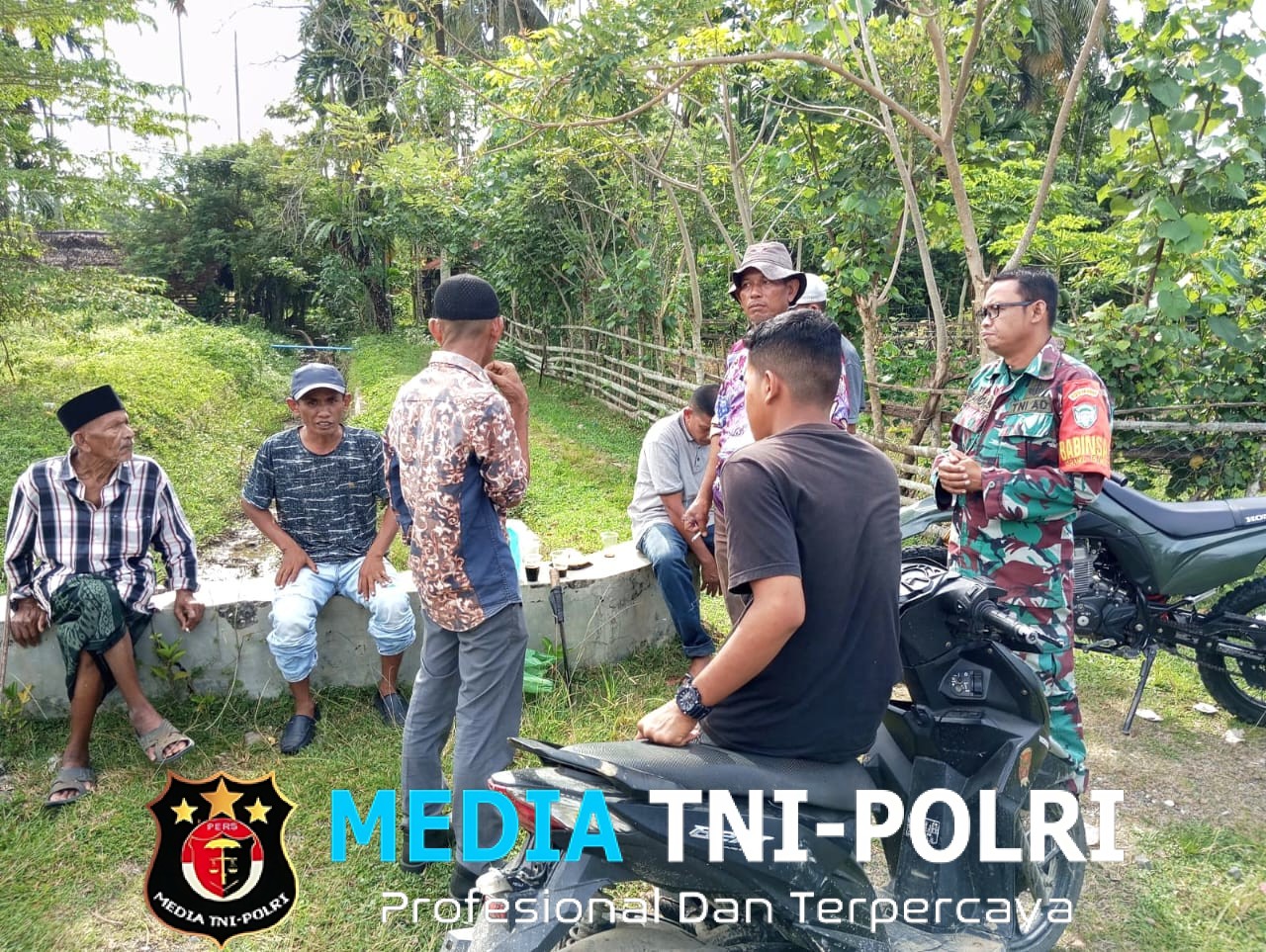 Babinsa Ajak Warga Desa Tutong Sukseskan Program Ketahanan Pangan dan Makan Siang Bergizi