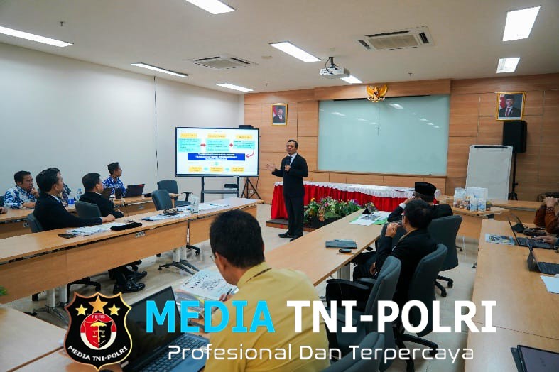 Bupati Pringsewu Riyanto Pamungkas Presentasi Pengembangan Mocaf Di Kemendagri