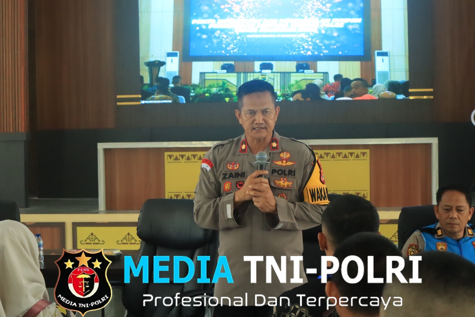 Panitia dan Peserta Seleksi Penerimaan Bintara Brimob Polri TA. 2025 Polres Tulang Bawang Barat Teken Pakta Integritas