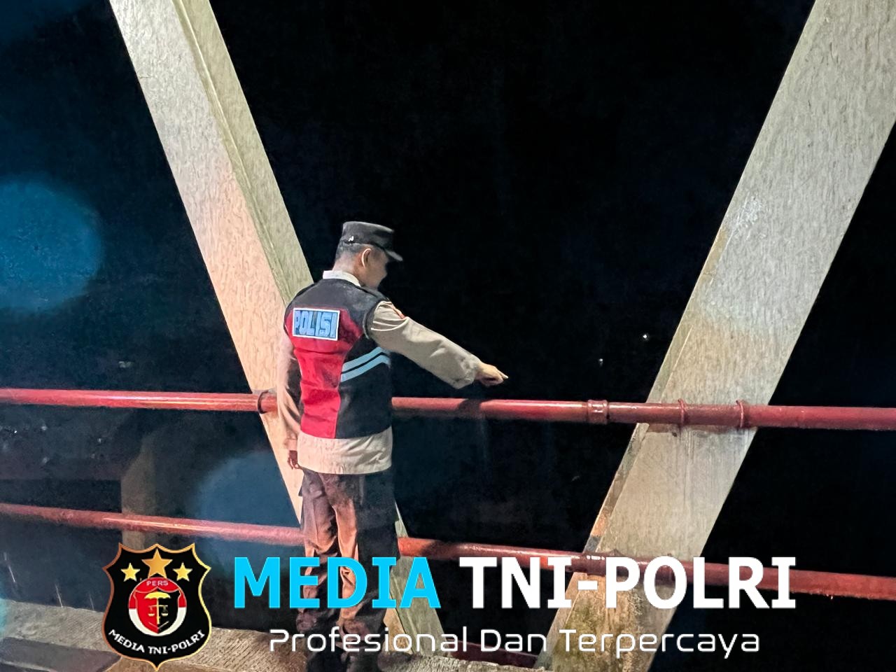 Gunung Semeru Naik ke Level Awas, Polres Malang Siagakan Personel dan Koordinasi Evakuasi