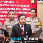 Kapolres Metro Tangerang Kota Terima Penghargaan Presisi Award dari LEMKAPI