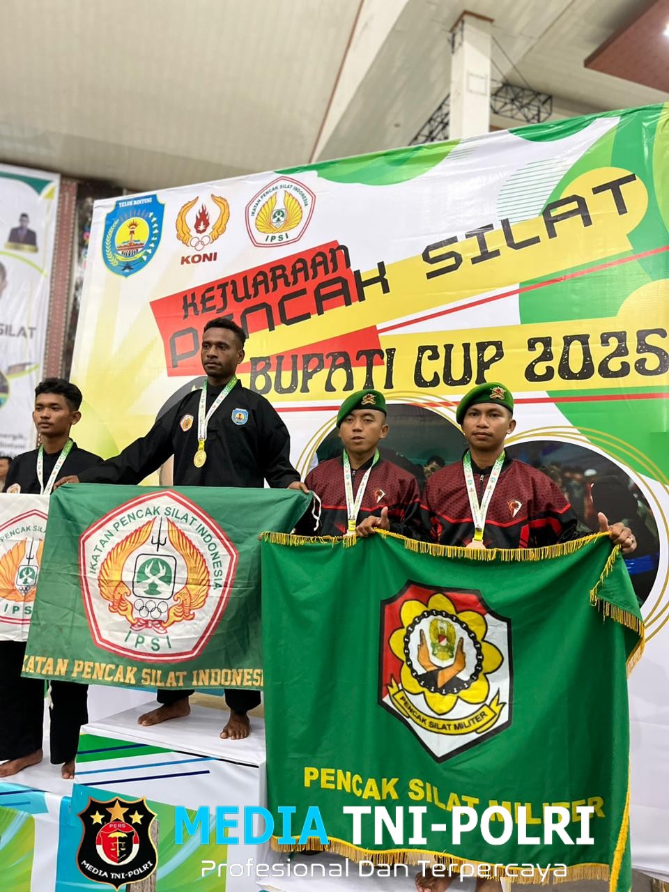 Tampil Memukau, Prajurit Yonif TP 805/KSW Borong Medali di Lomba Pencak Silat Bupati Cup 2025  Torehkan Prestasi Membanggakan, dari Arena Silat ke Podium Juara