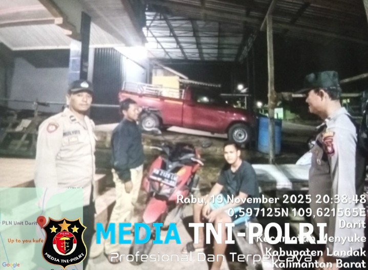Polsek Menyuke Lakukan Patroli Rutin Di Malam Hari