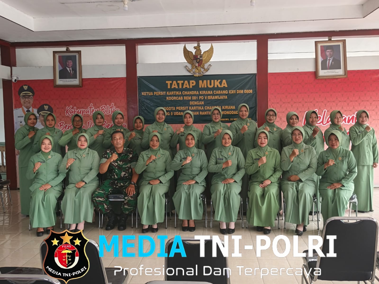 Pererat Tali Silaturahmi, Ketua Persit Kartika Chandra Kirana Cabang XXII Dim 0808 Kunjungi Ranting Jajaran