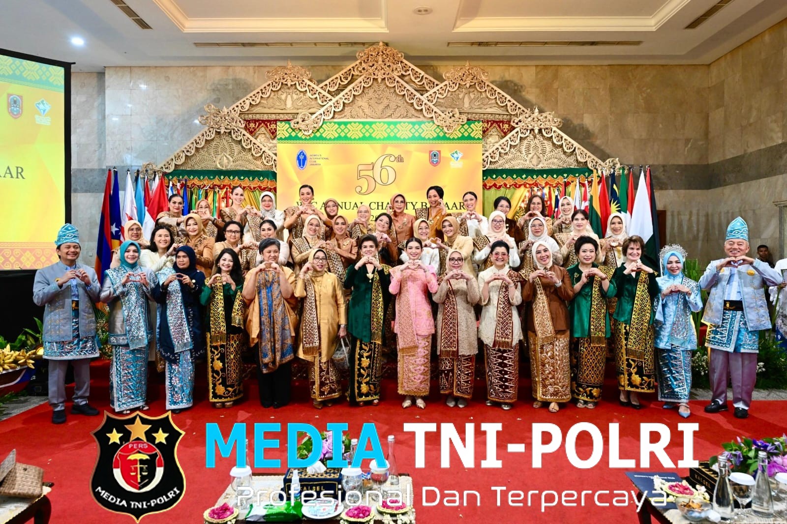 Ketum TP PKK Apresiasi Bazar Amal WIC Ke-56 yang Berkolaborasi dengan UMKM Indonesia