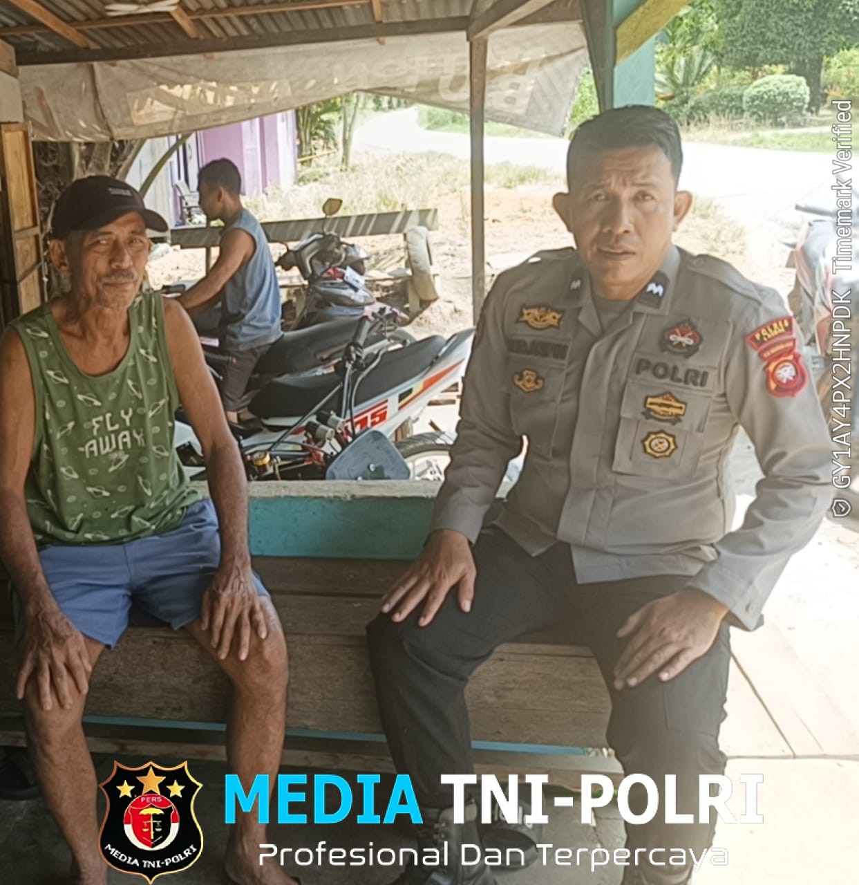 Sapa Warga di Jam Sibuk, Polsek Sebangki Hadir Lewat Patroli Siang