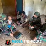 Satgas Yonif 521/DY Manunggal Dengan Rakyat di Distrik Apalapsili
