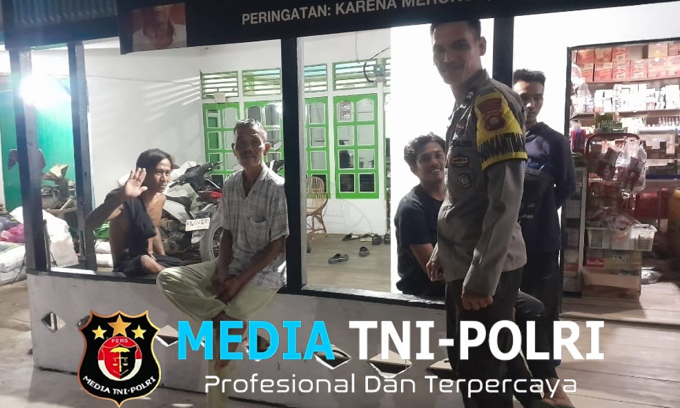 Patroli Malam Polsek Sebangki Sambangi Rumah Warga dan Lokasi Rawan Pencurian
