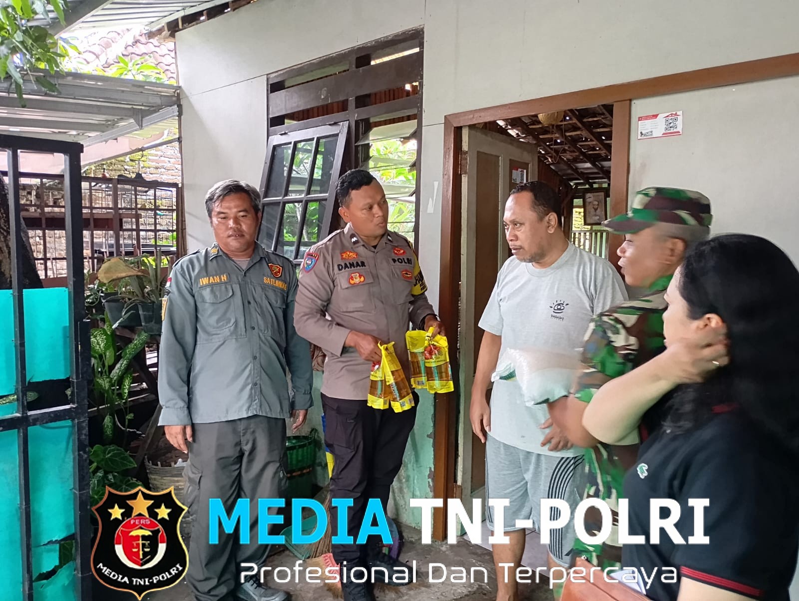 Sinergitas Tiga Pilar, Berikan Bantuan Kepada Warga yang Kesusahan