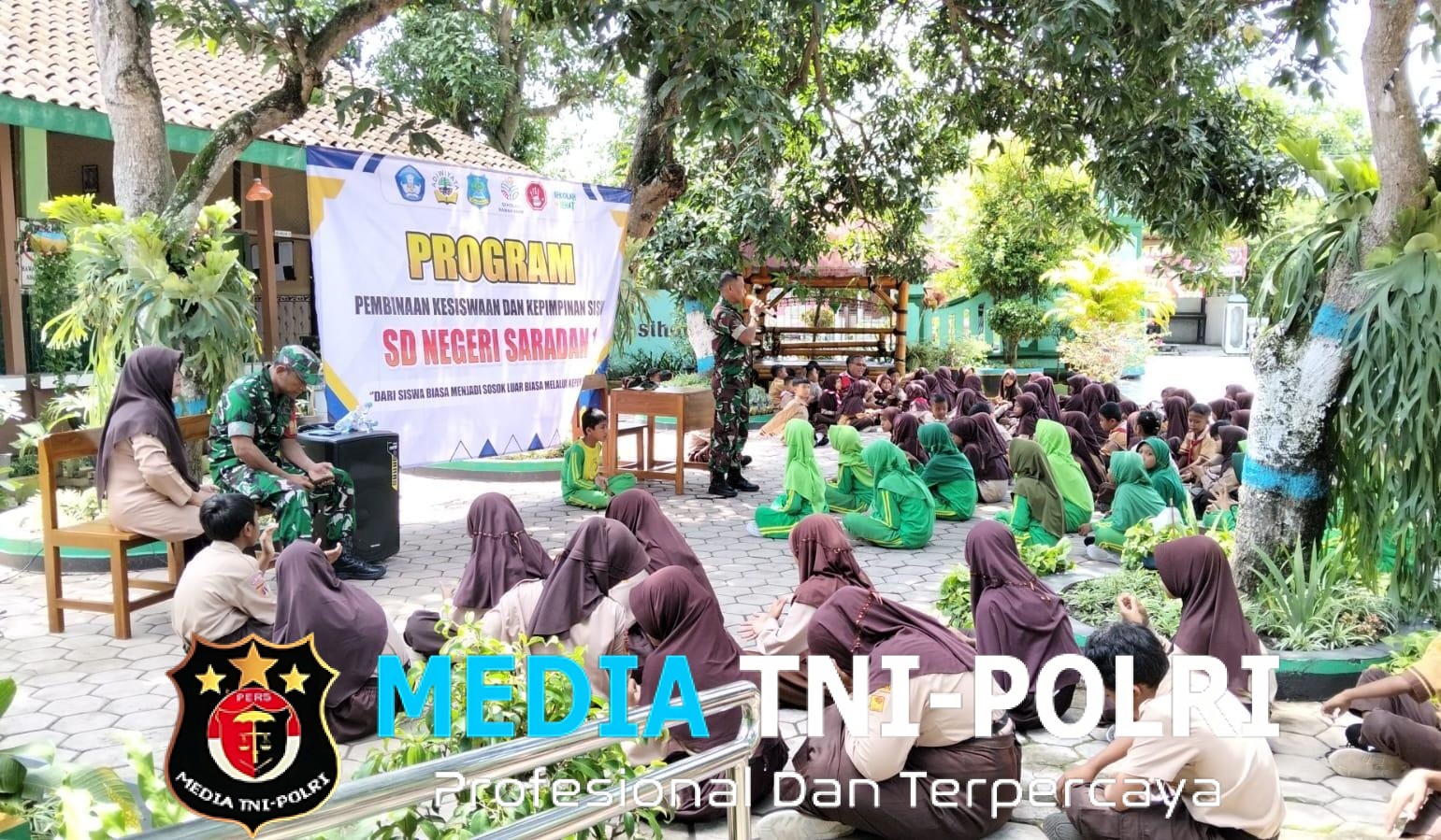 Babinsa Saradan Jadi Narasumber Pengenalan Pancasila kepada Siswa SD