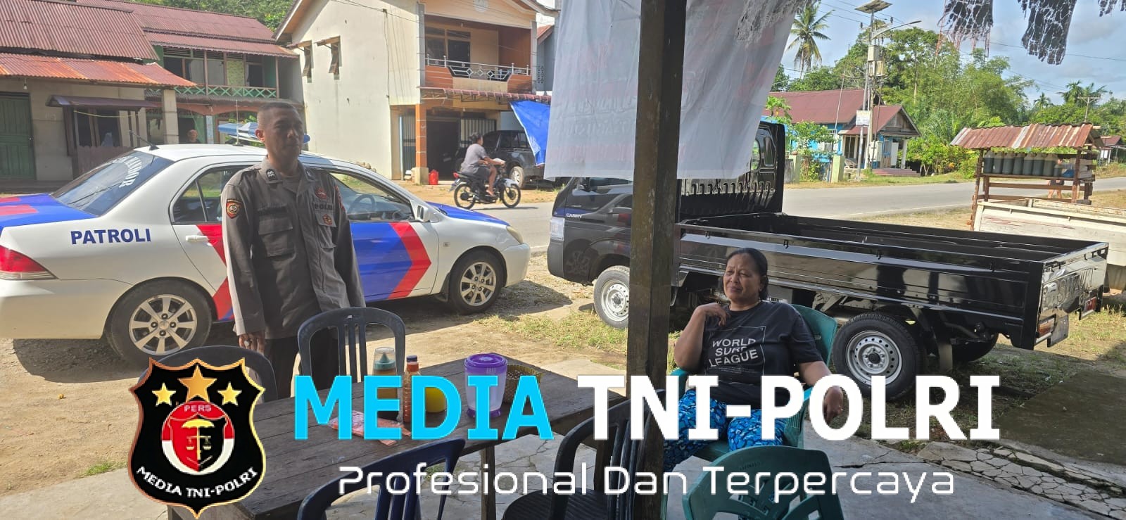 Patroli Siang Polsek Mandor, Temui Warga Santai dan Lakukan Pemantauan SPBU