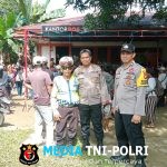 Respons Cepat Polsek Sengah Temila Jaga Ketertiban Penyaluran BLT Kesra di Pahauman