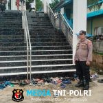 Personel Kepolisian Laksanakan Pengamanan Shalat Jumat di Dua Masjid Meski Diguyur Hujan