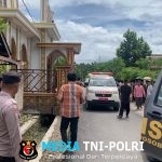 Kapolsek Wonosobo Melayat dan Hantarkan ke Pemakaman Korban Anirat di Pekon Belu