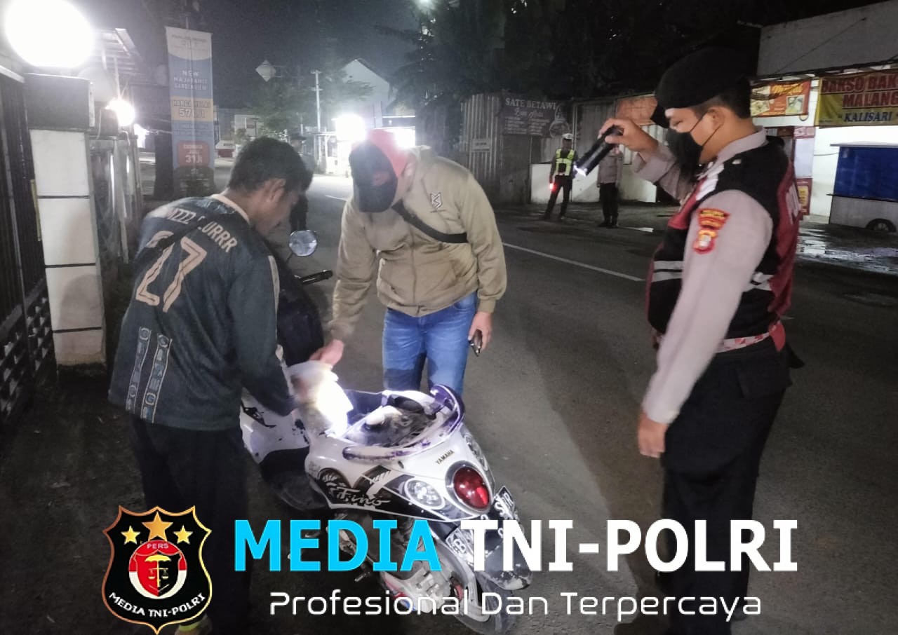 Polsek Babelan Gelar Operasi Kejahatan Jalanan dan Antisipasi Guantibmas, Amankan Tiga Kendaraan Bermotor Tanpa STNK