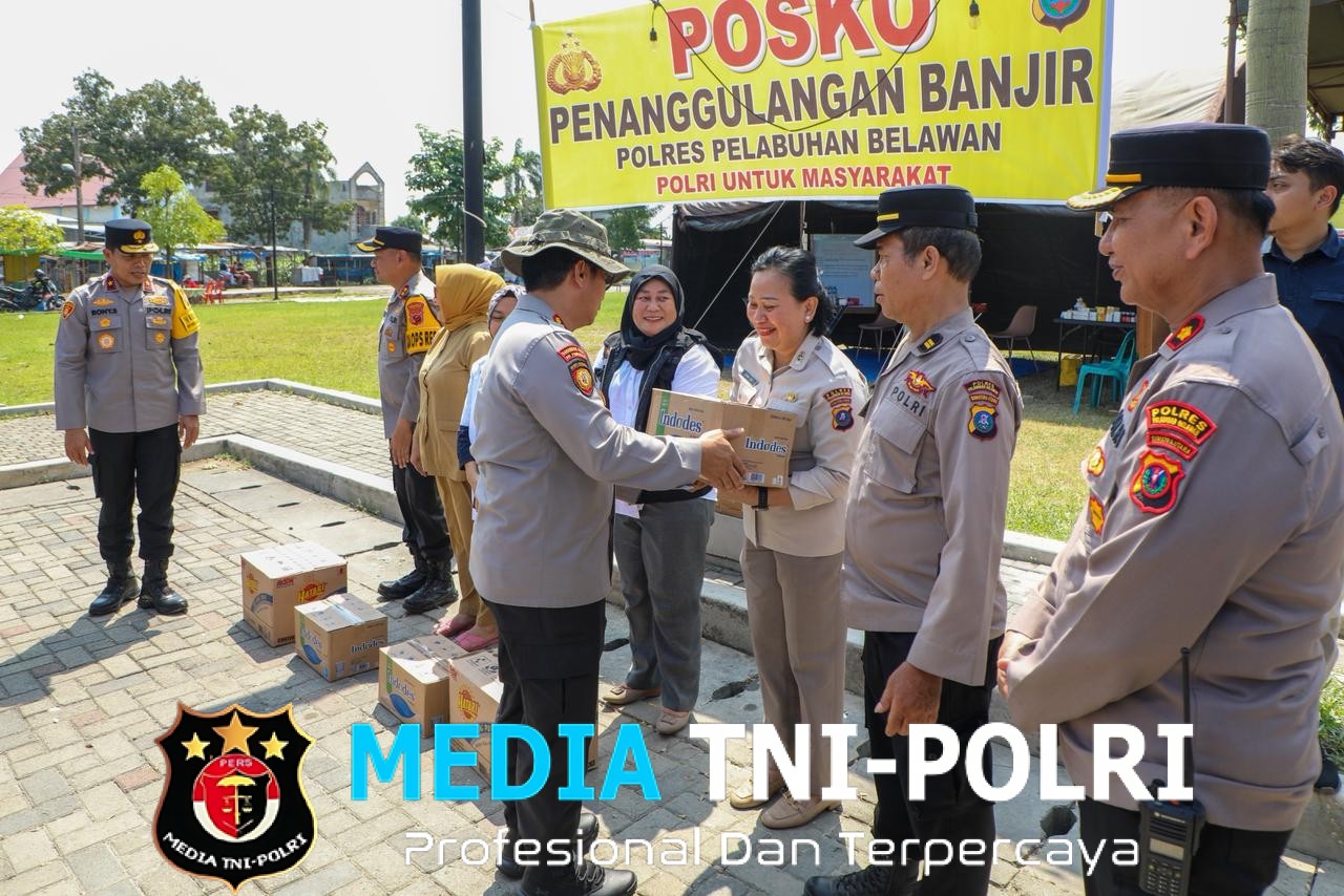 Wakapolda Sumut Tinjau Posko Pengungsian dan Berikan Arahan kepada Personel di Belawan