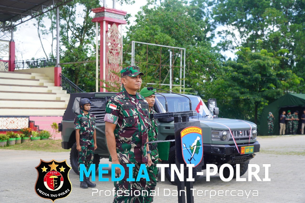 Dukung Berbagai Macam Material Untuk Yonif TP 833/BD, Kemhan RI Tegaskan TNI yang Profesional