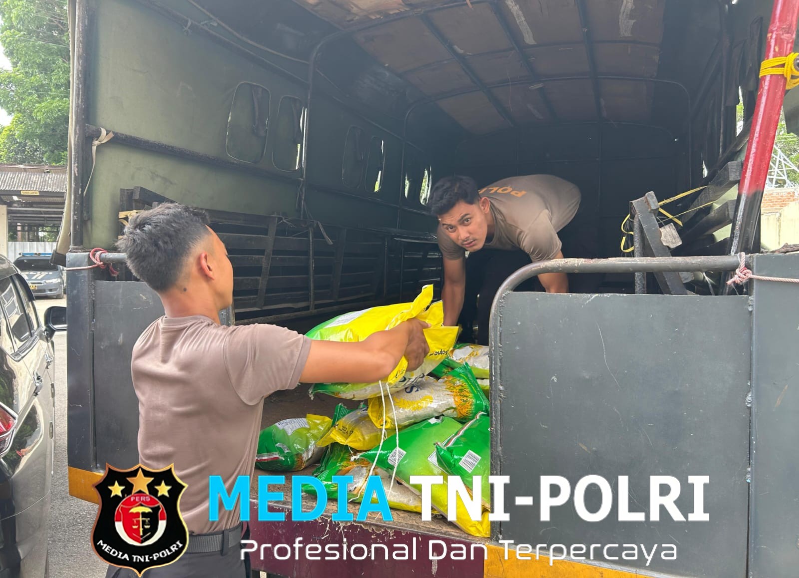 Solidaritas Untuk Sumatra, Polres Lampung Timur Salurkan Bantuan Untuk Korban Bencana