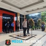 Kapolsek Cikarang Pusat Beri Pembinaan Pelajar dalam Program Police Goes To School di SMK Ananda Mitra Industri Deltamas
