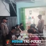 Menjelang Malam Hari, Samapta Polsek Menyuke Sambangi Pemuda dan Sampaikan Imbauan