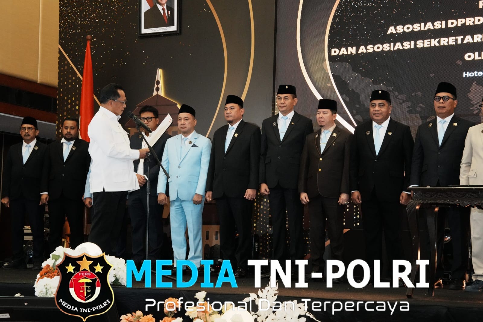 Mendagri Tito Kukuhkan Pengurus ADPSI dan ASDEPSI Periode 2025–2030